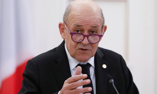 Глава МИД Франции назвал Россию невыносимым соседом, который не хочет переезжать