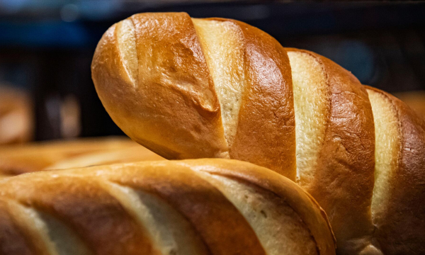 Врач рассказала, кому стоит ограничить потребление белого хлеба